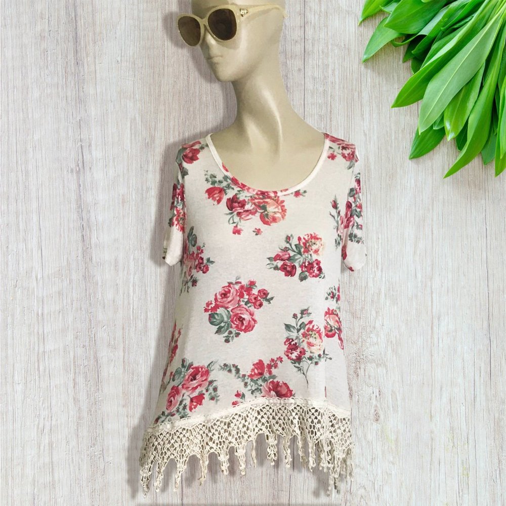 Absolute Angel Printed Crotchet High Low T-Shirt L